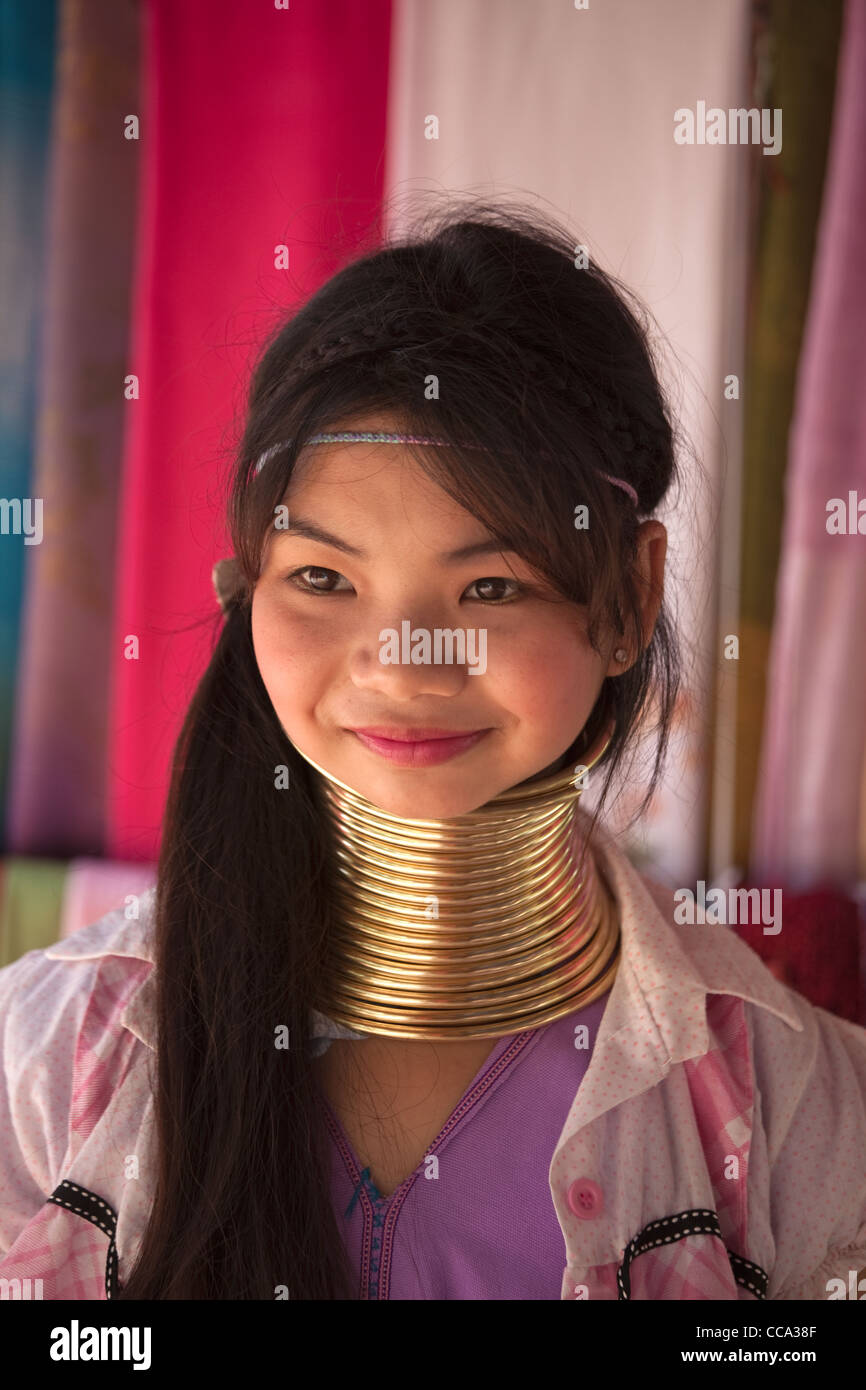 A young girl of the Longneck women Padaung Tribe Stock Photo Alamy