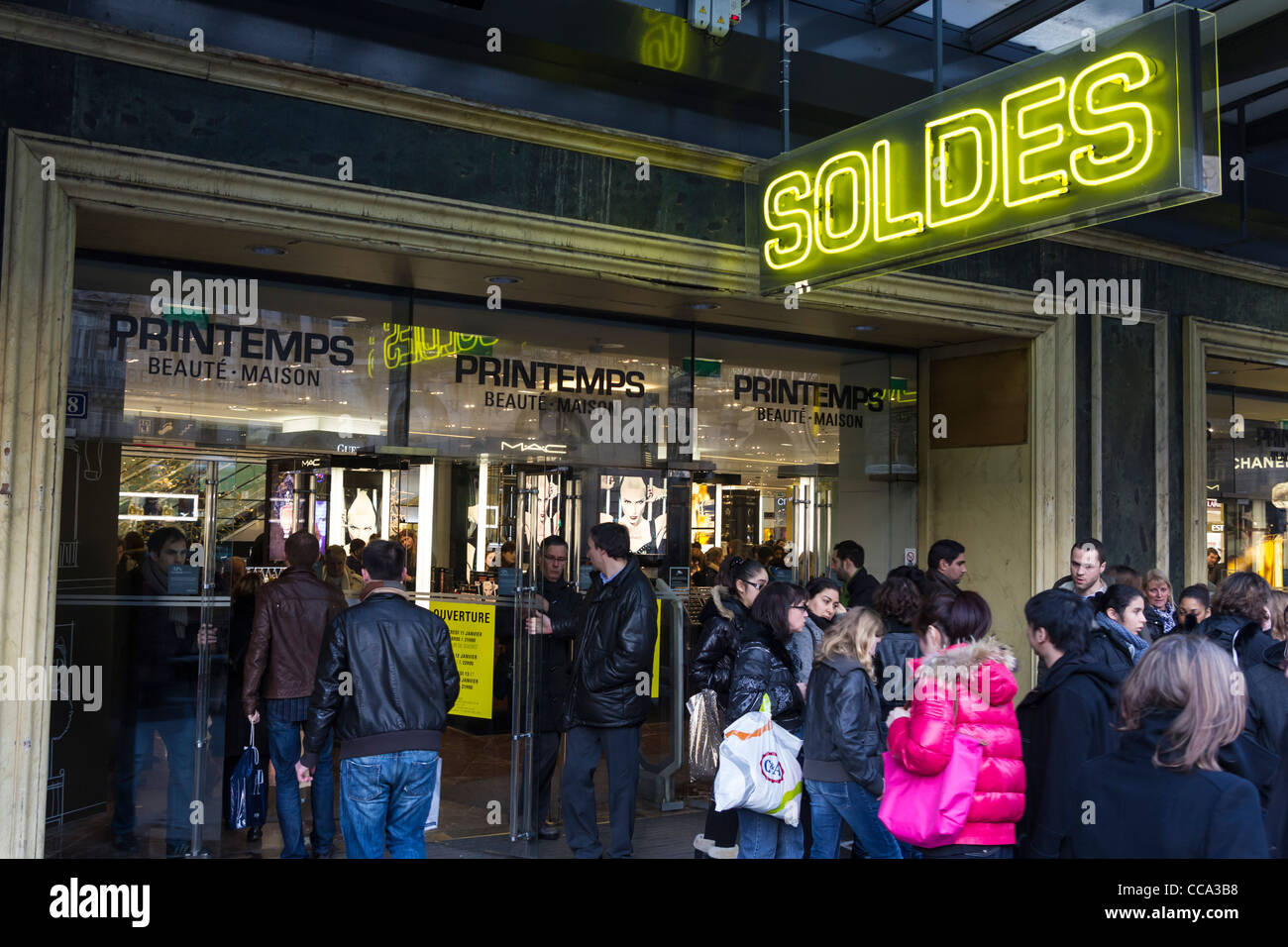 January sales at Printemps department store, Paris, France Stock Photo