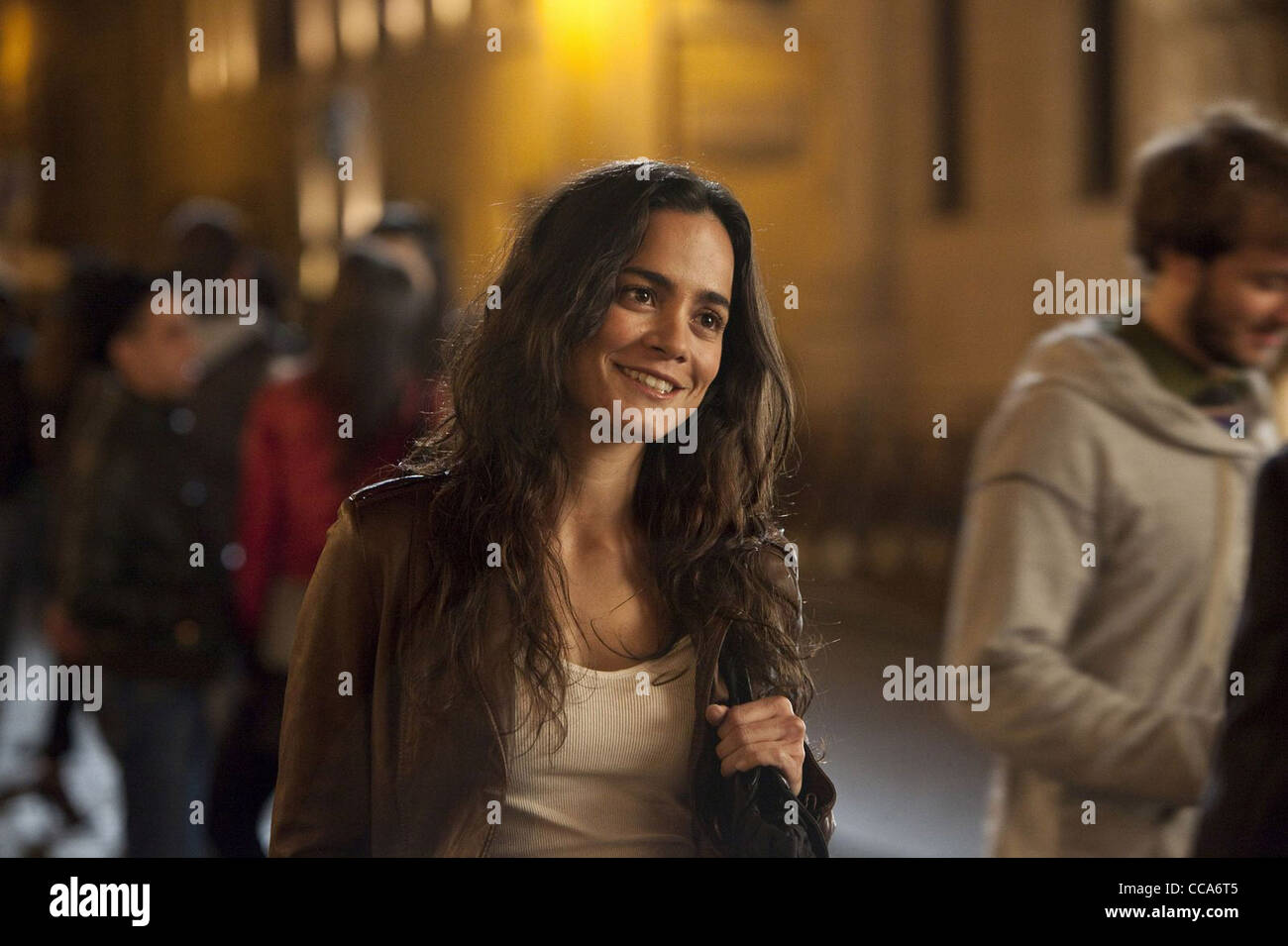 Alice Braga The Unfiltered Truth About Her Hollywood Experience - klmdbod