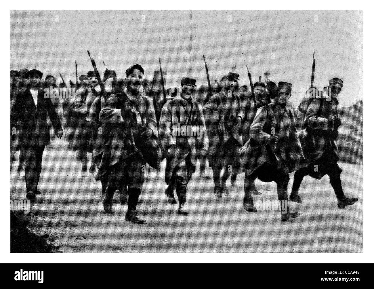 1915 Allied infantry artillery Balkans Balkan Peninsula French Troops front line marching march rifle column marched Stock Photo