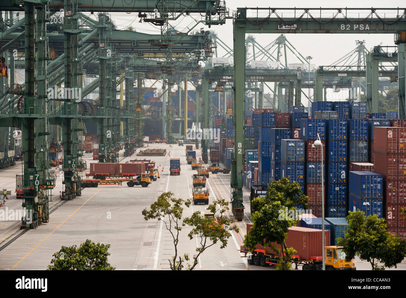 Brani container terminal singapore hires stock photography and images