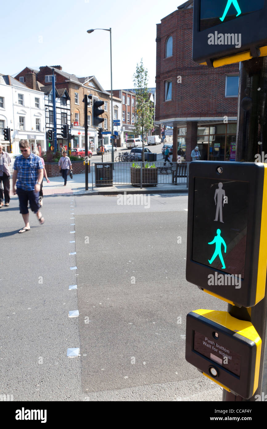 Pedestrian crossing uk green man hi-res stock photography and images ...