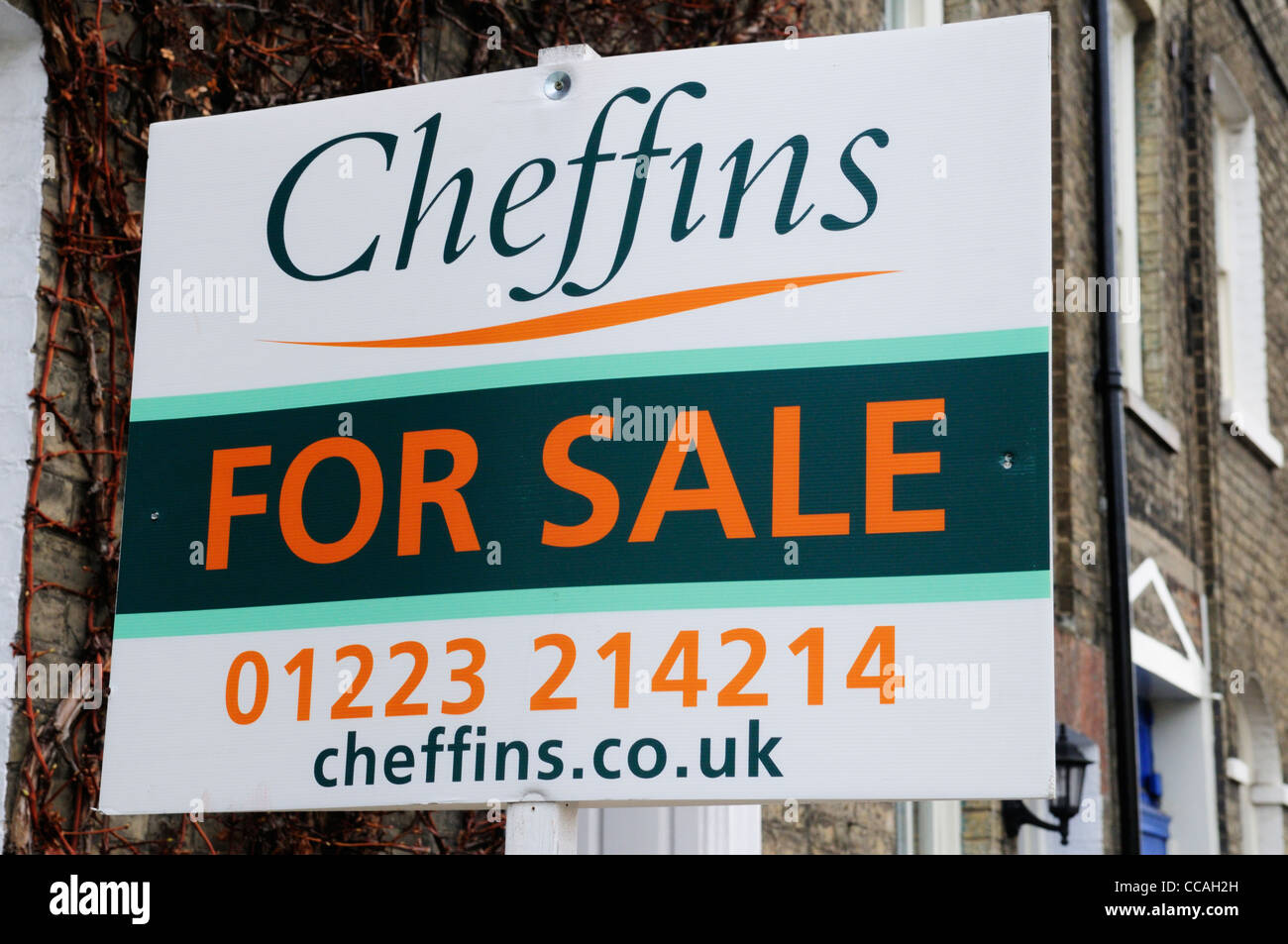Cheffins Estate Agents For Sale Board, Cambridge, England, UK Stock Photo