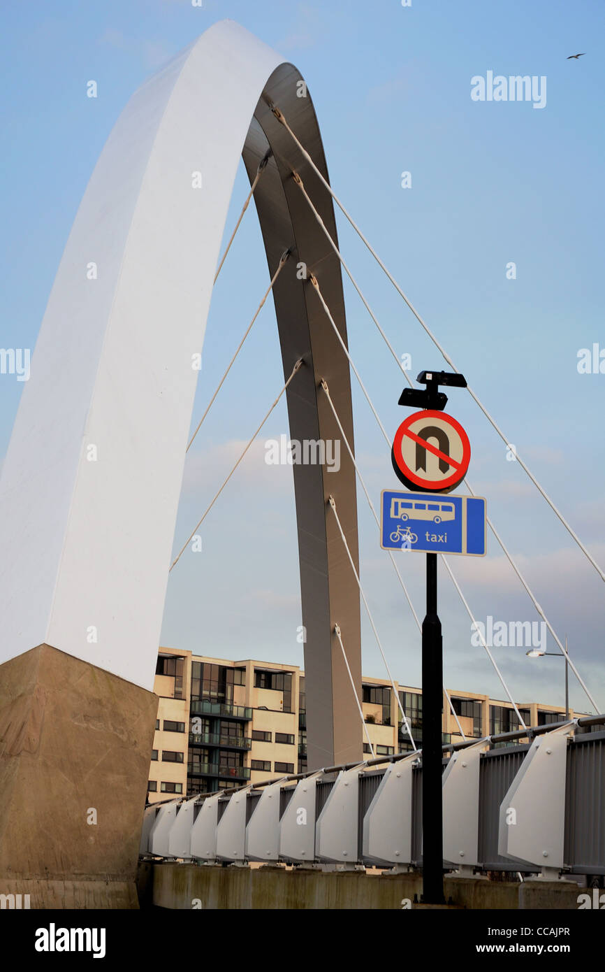 No U turn on the Squinty bridge, Glasgow, Scotland, UK. Stock Photo