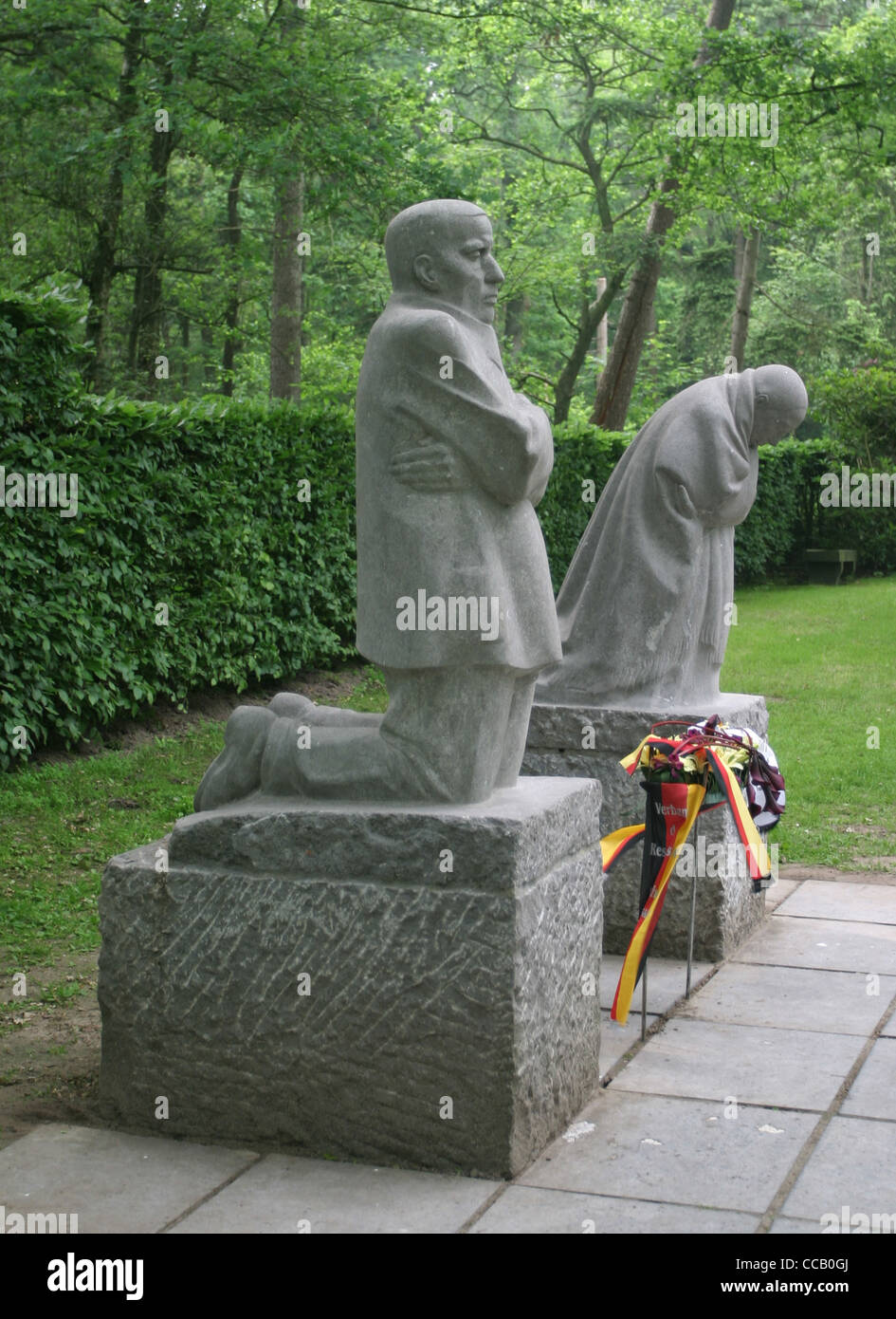 The Grieving Parents, by Käthe Kollwitz in the Vladslo German war