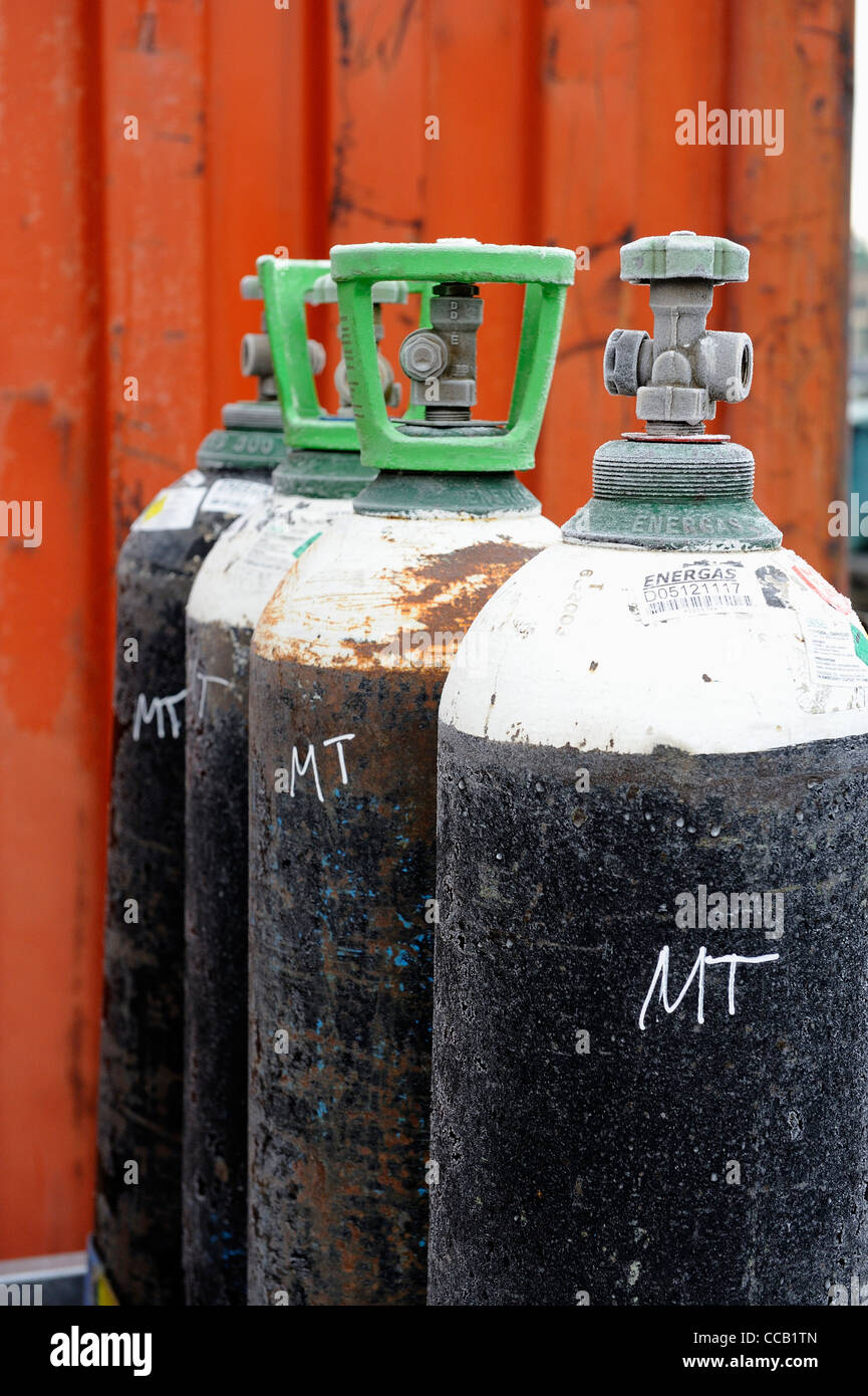 gas cylinders containing oxygen england uk Stock Photo Alamy