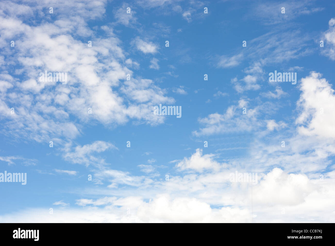 Clear blue morning sky autumn light hi-res stock photography and images ...