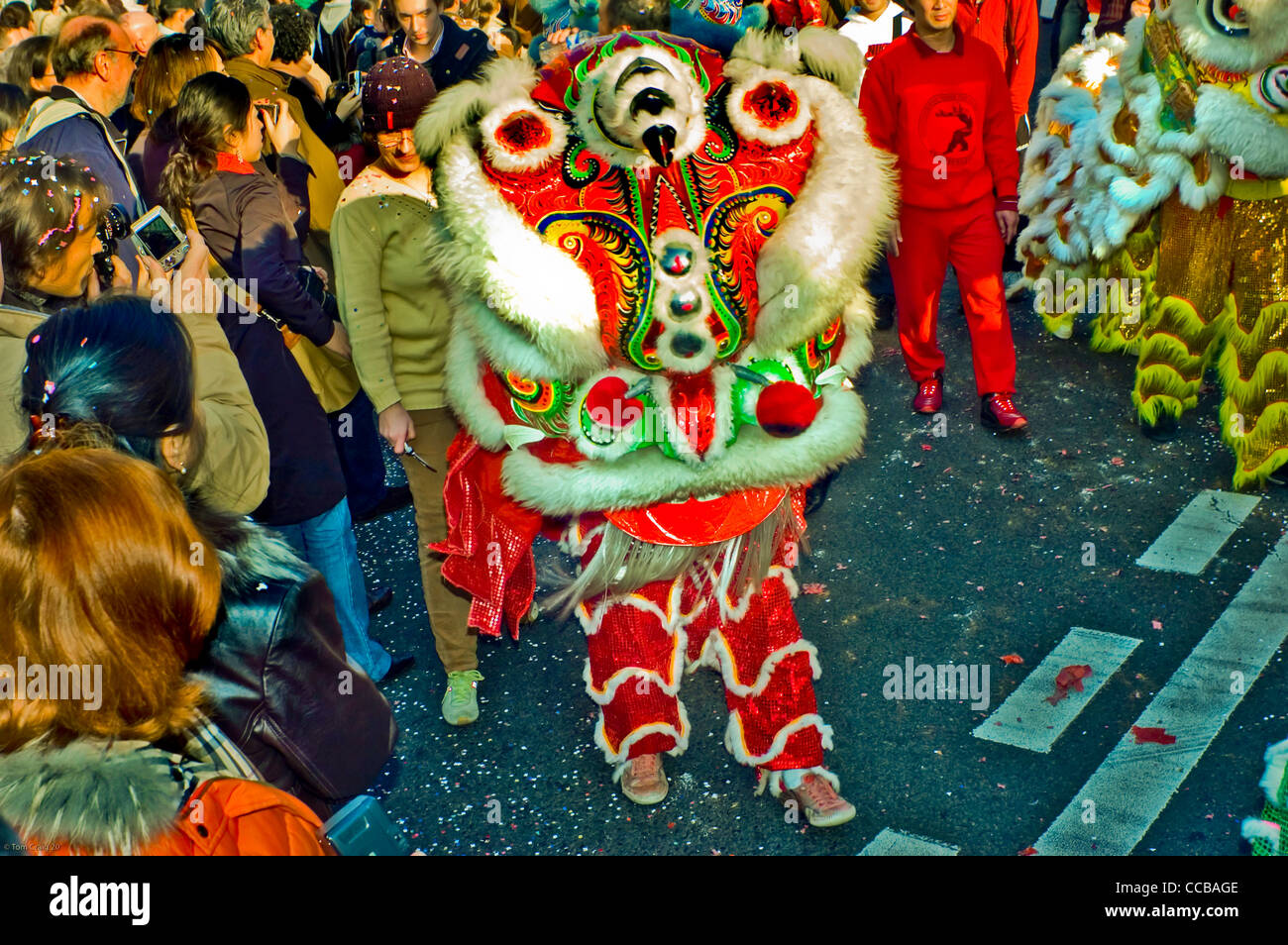 Dragon costumes hi-res stock photography and images - Alamy