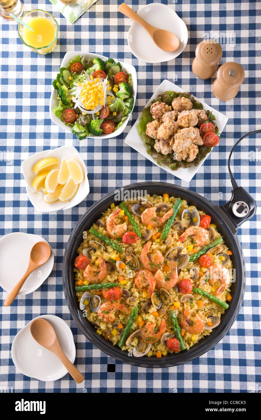 Paella on Hot Plate Stock Photo Alamy