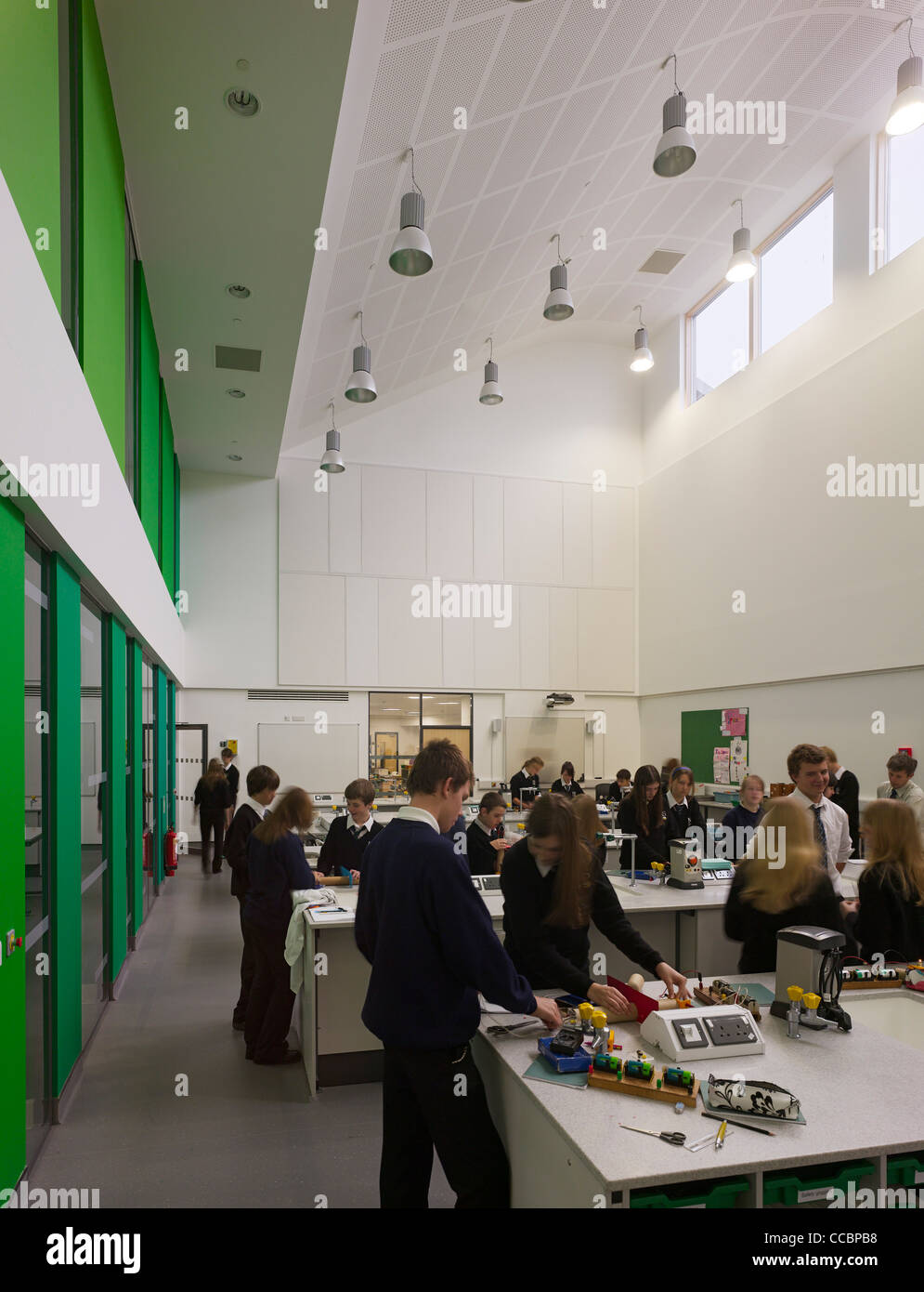 nailsea community school bristol aedas 2009 chemistry classroom Stock Photo