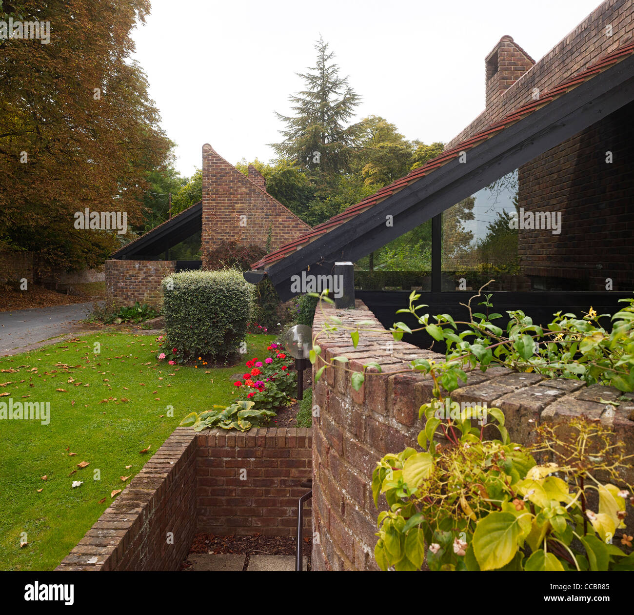 BLEDLOW COTTAGE HOUSING ALDINGTON CRAIG AND COLLINGE BLEDLOW