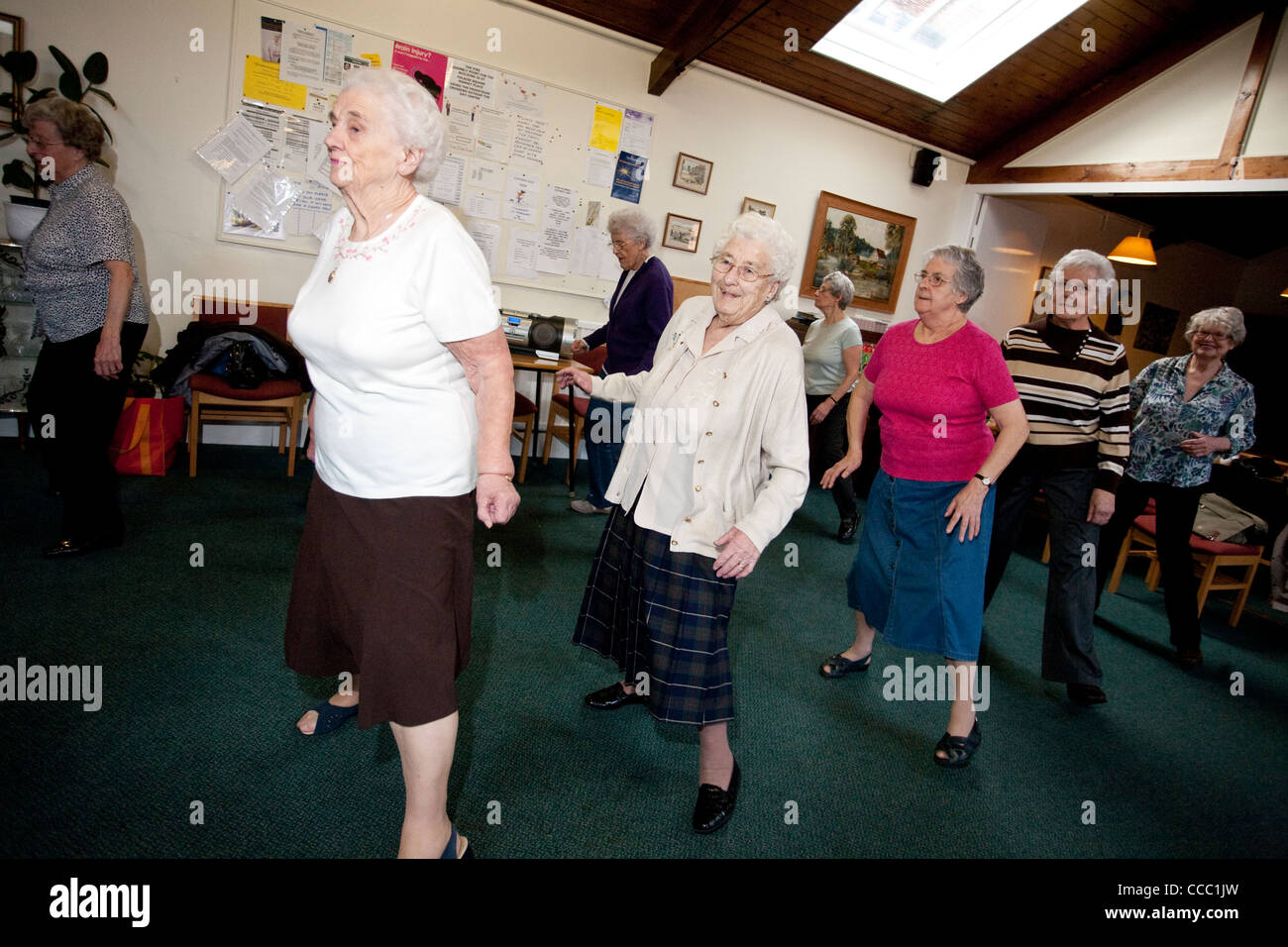 Line dancing activities at a social club for the over 60's, Henley-on-Thames, England. Photo:Jeff Gilbert Stock Photo