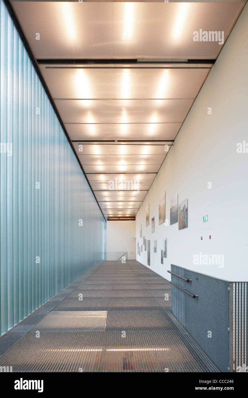 kunsthal, oma / rem koolhaas, rotterdam the netherlands, 1992, upper