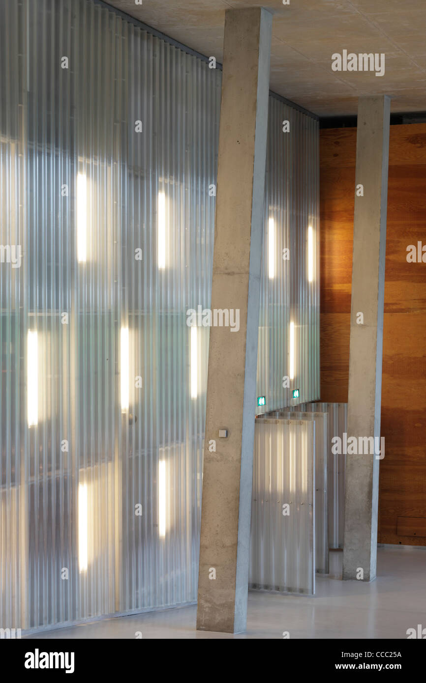 kunsthal, oma / rem koolhaas, rotterdam the netherlands, 1992, glass