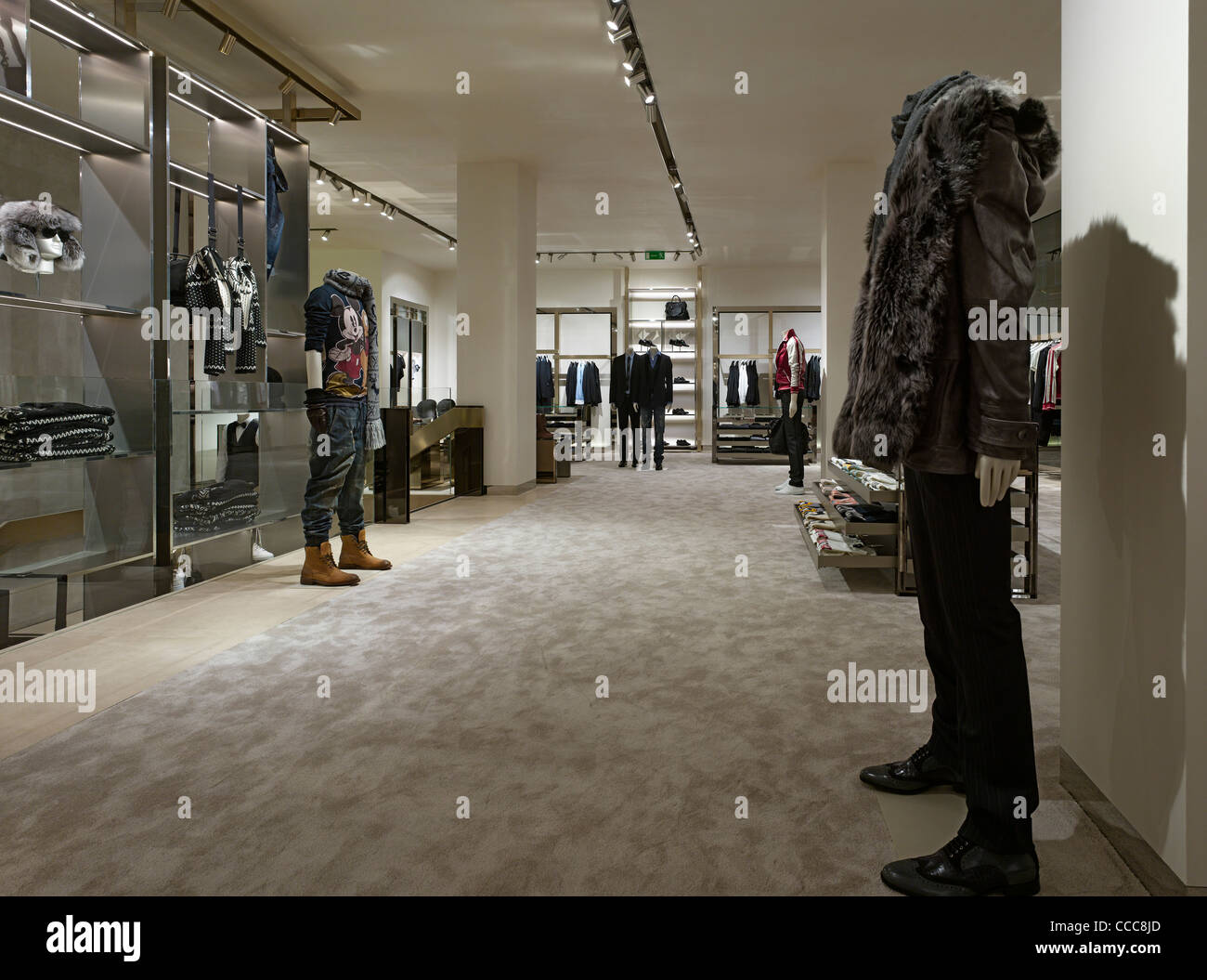 Split level street view hi-res stock photography and images - Alamy
