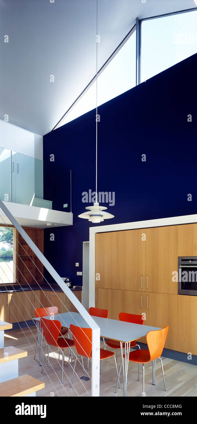 Duckett House, Ringwood, United Kingdom, John Pardey Architects, 2004