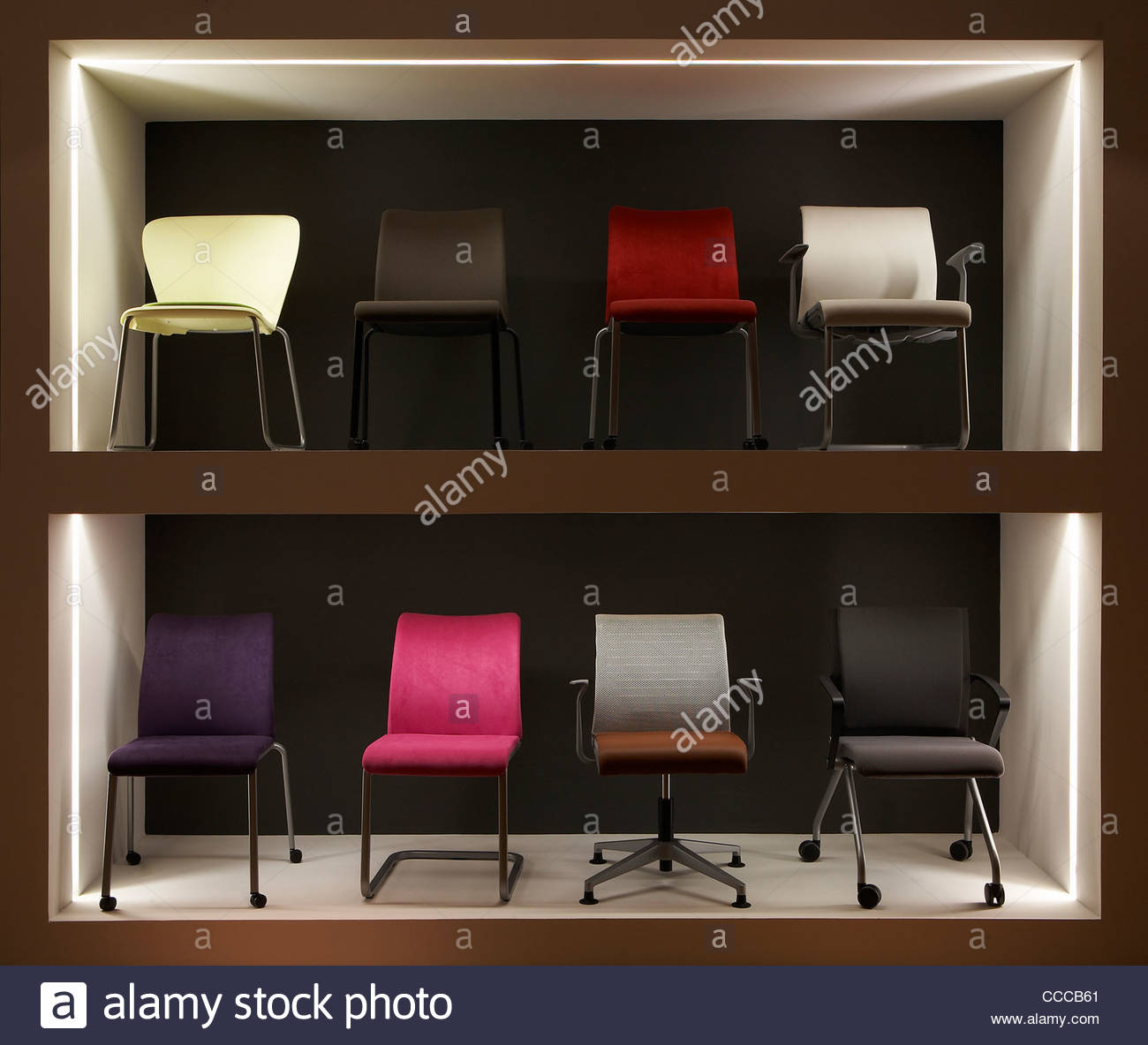 Steelcase Showroom Pearsonlloyd London 2007 View Of Chairs Displayed On Shelves