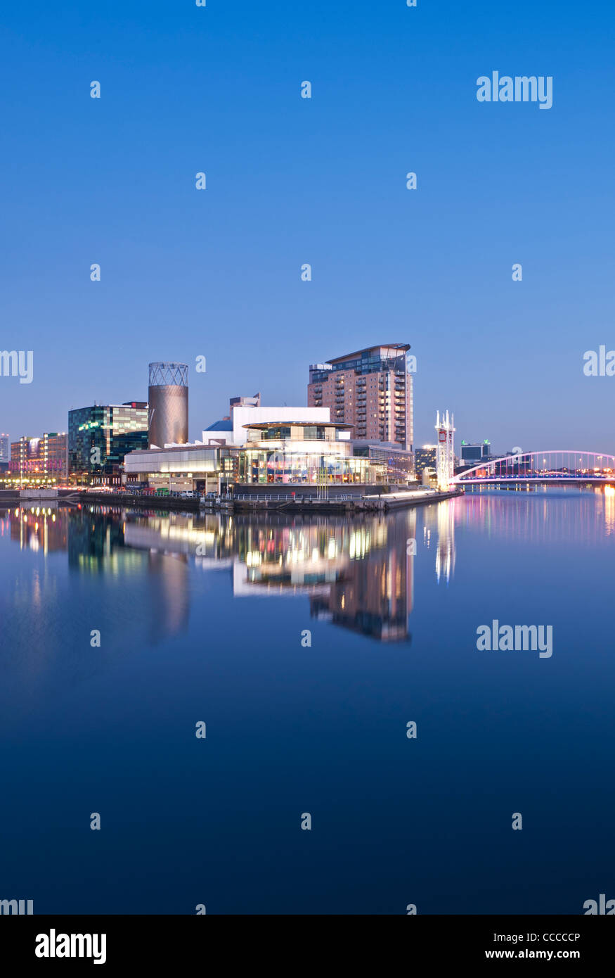 The Lowry Centre at Night, Salford Quays, Manchester, England, UK Stock Photo