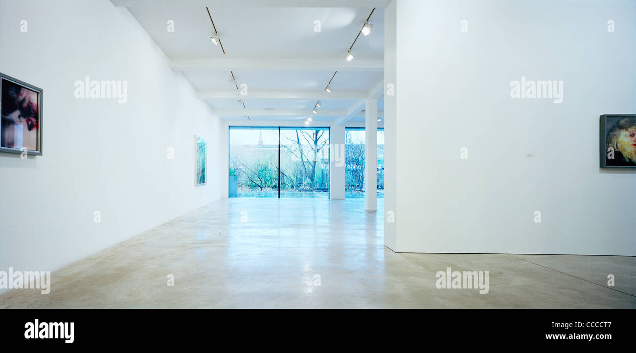 Parasol Gallery London United Kingdom Michael Drain Architects 2006