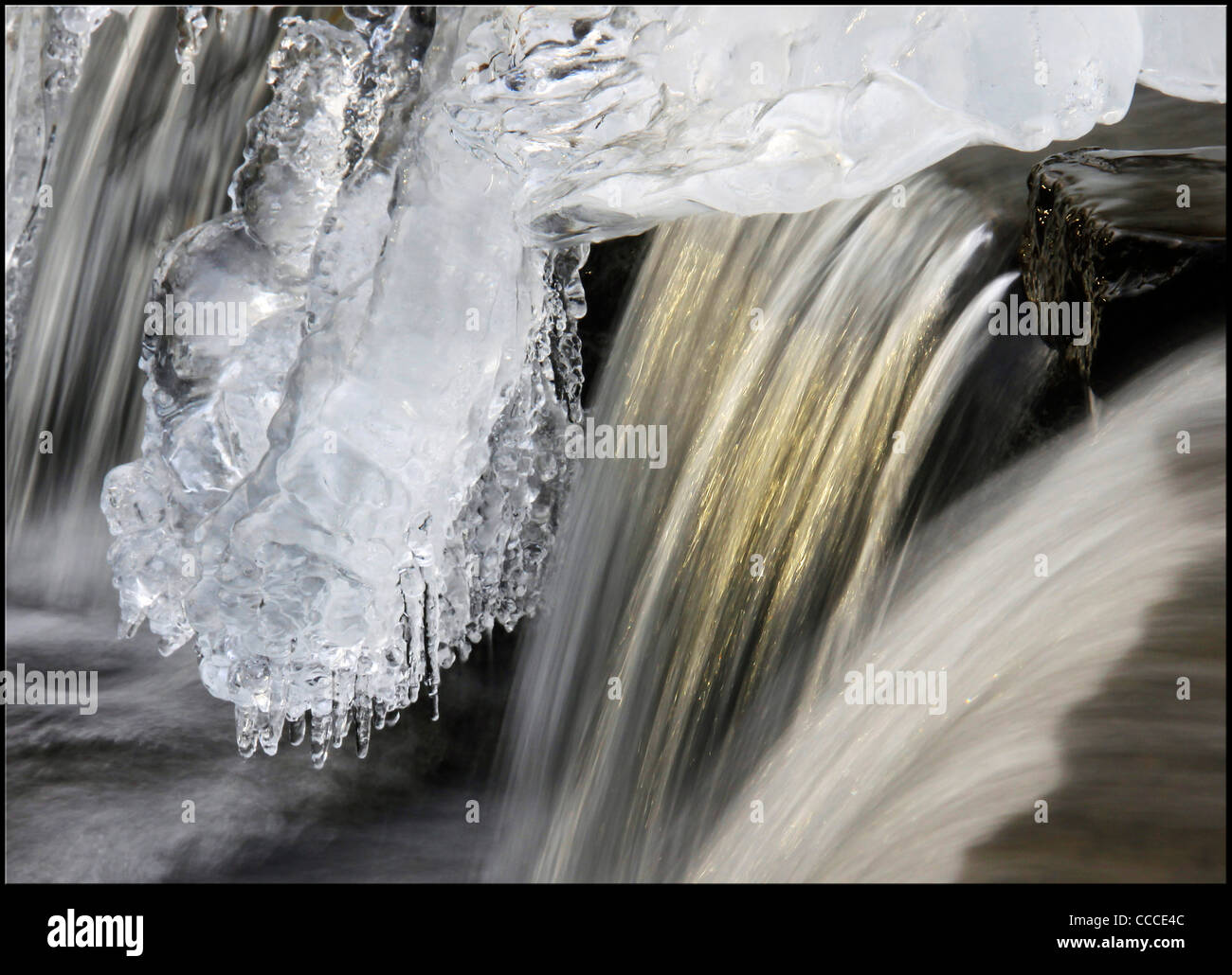 Sunlight on cold water hi-res stock photography and images - Alamy