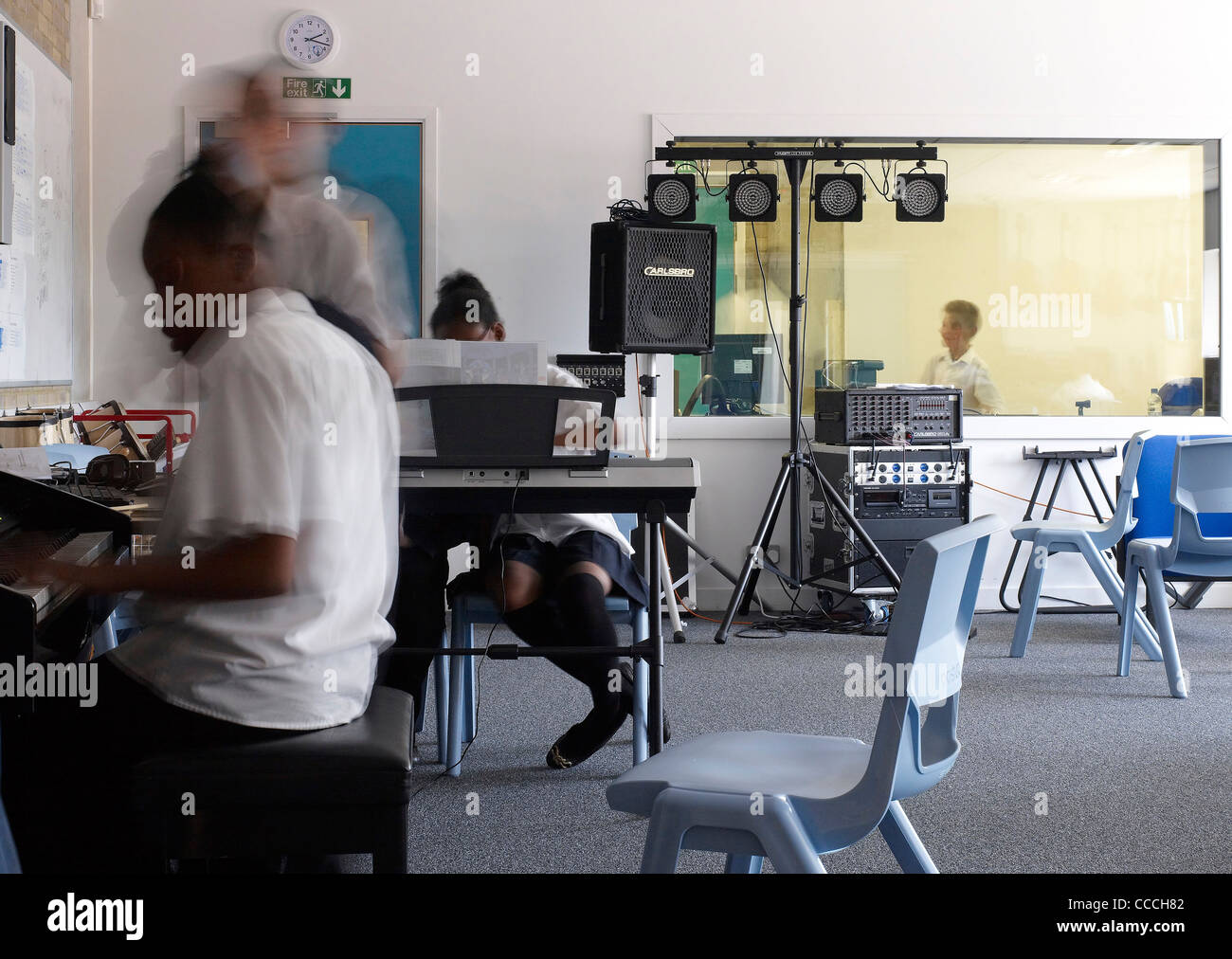 Special needs student classroom hires stock photography and images Alamy