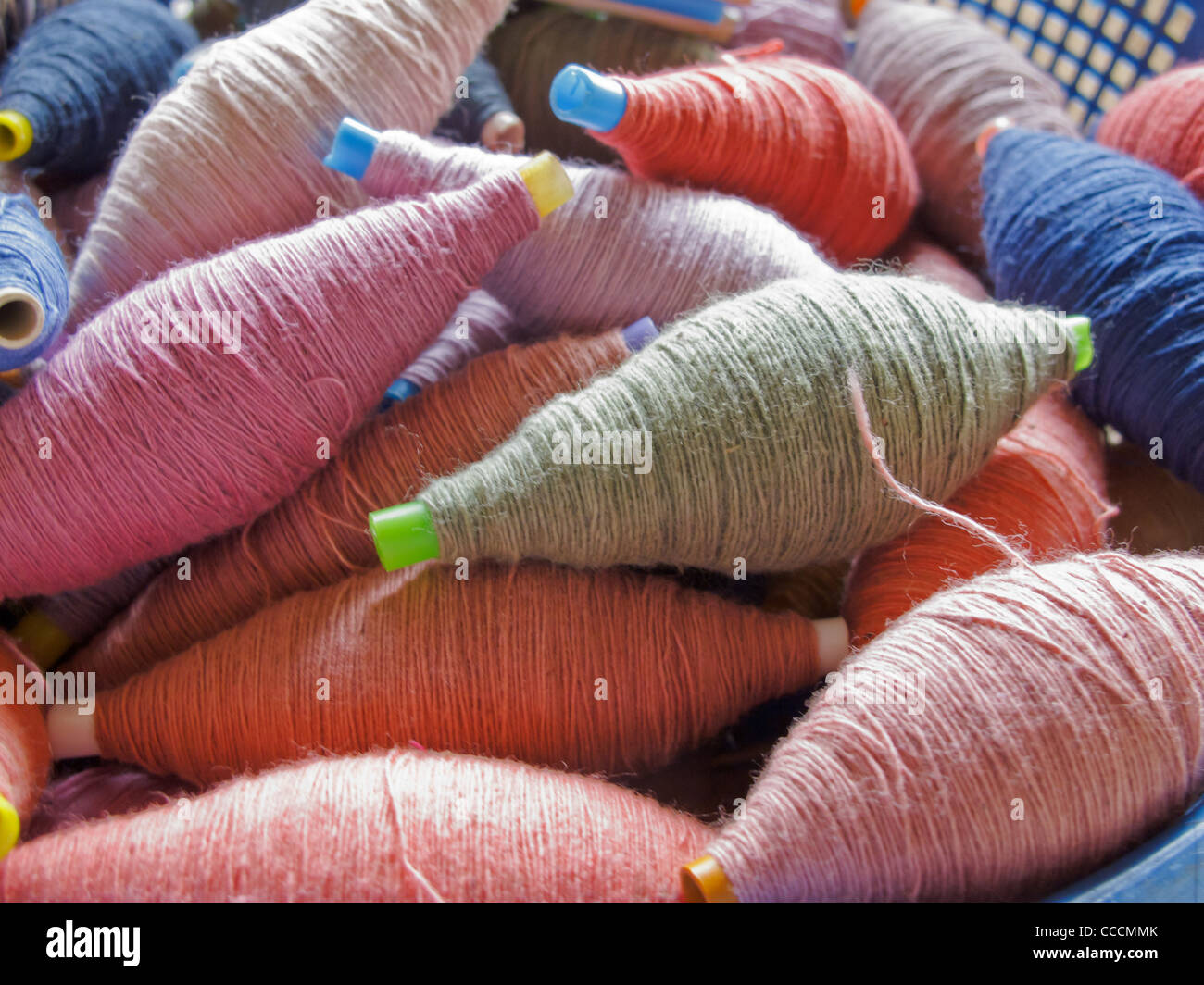 Weaving cotton hires stock photography and images Alamy