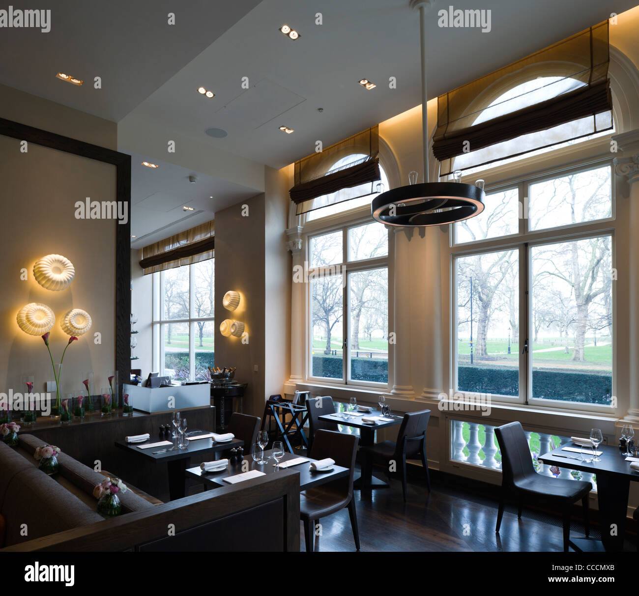 DINNER HESTON BLUMENTHAL RESTAURANT MANDARIN ORIENTAL HOTEL, LONDON, UNITED KINGDOM, 2010 Stock