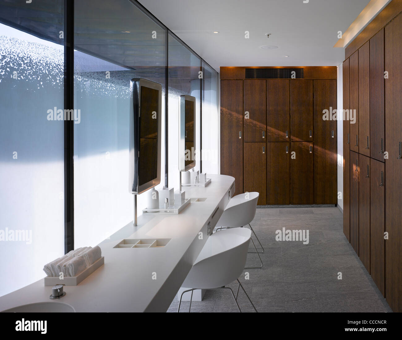Rooftop Spa At Four Seasons Hotel London Eric Parry Architects London United Kingdom 11 Stock Photo Alamy Rooftop Spa At Four Seasons Hotel London Eric Parry Architects London United Kingdom 11 Stock Photo Alamy