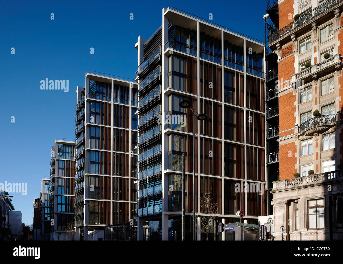Developed By Candy & Candy, One Hyde Park Is A Major Residential And Retail Complex Located In London, United Kingdom. The £250 Stock Photo