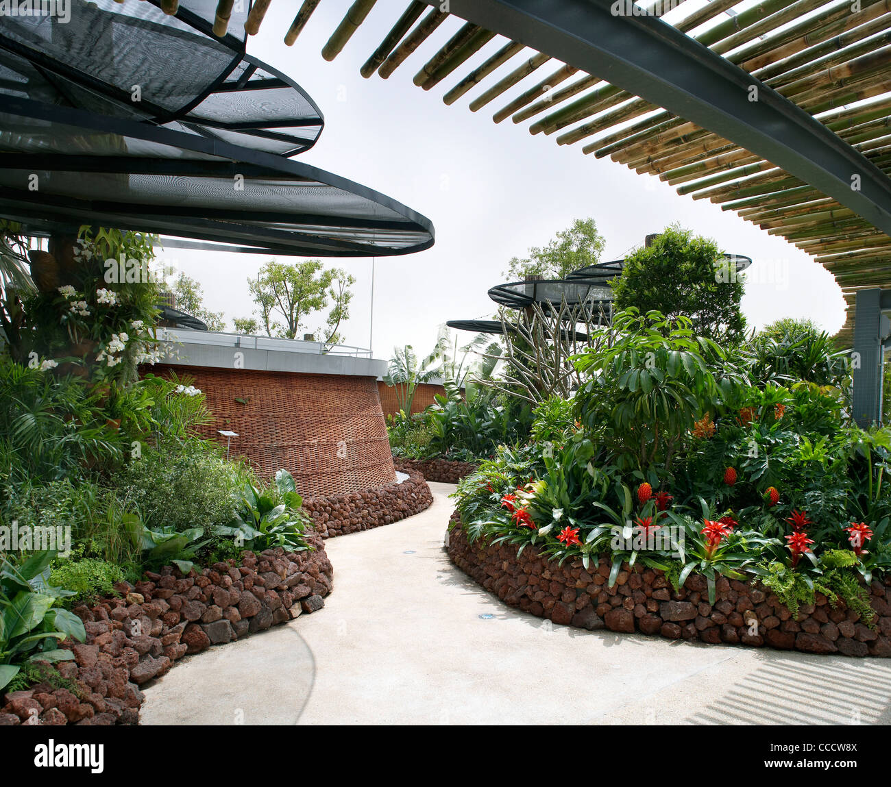 the musicboxlike singapore pavilion twostory structure urban