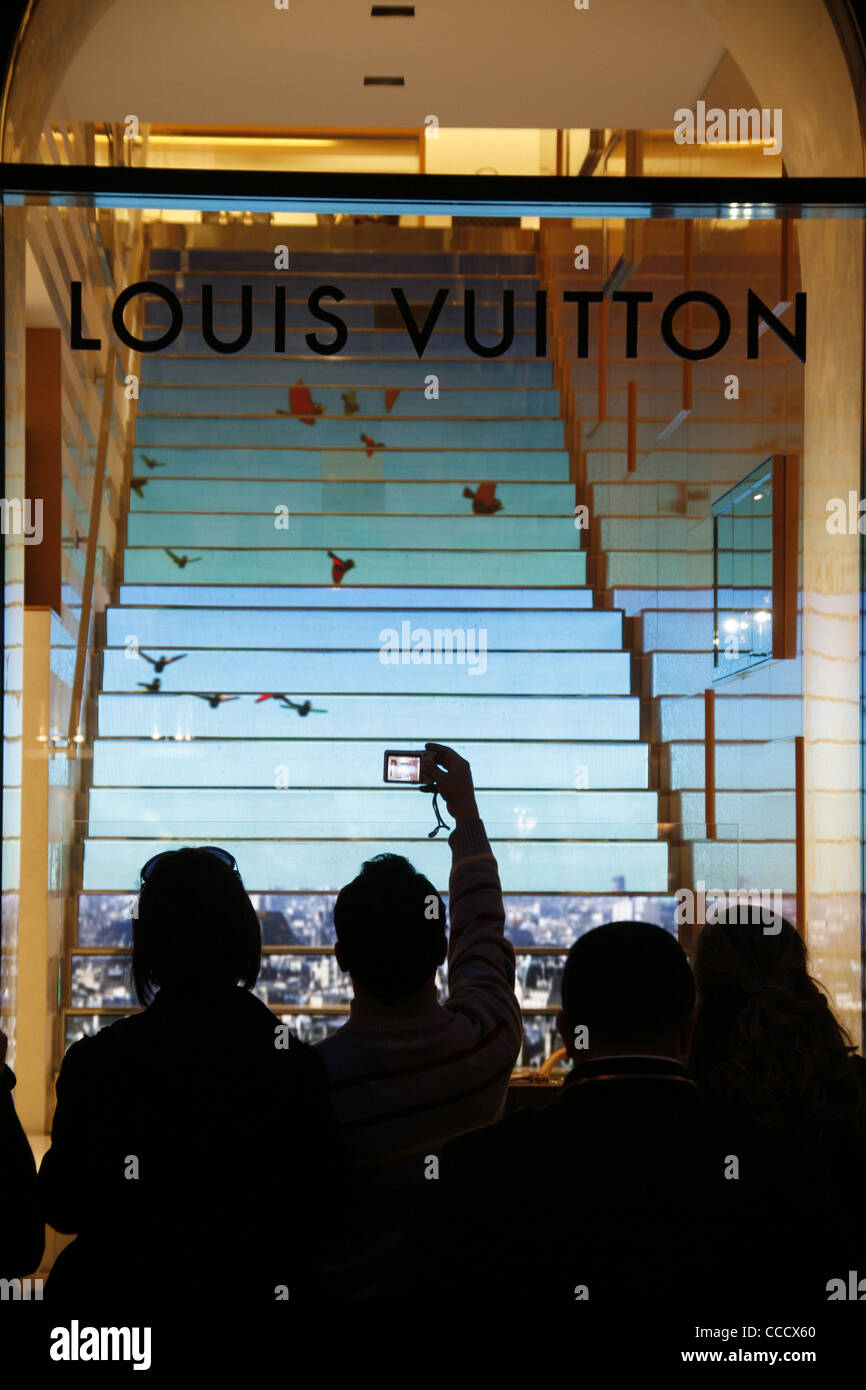 Louis Vuitton Shop On Via Condotti High Resolution Stock Photography and  Images - Alamy