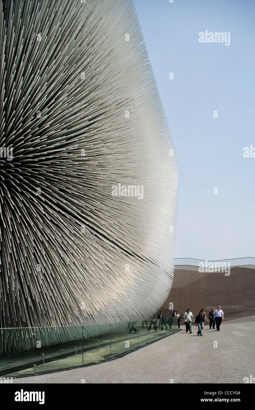 British Pavilion Designed By Thomas Heatherwick Architects Stock Photo