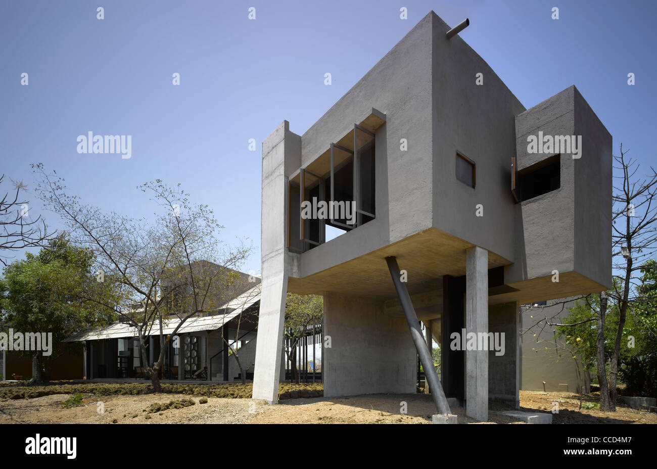 THE BROACHA HOUSE, ALIBAUG, INDIA, SAMIRA RATHOD DESIGN ASSOCIATES