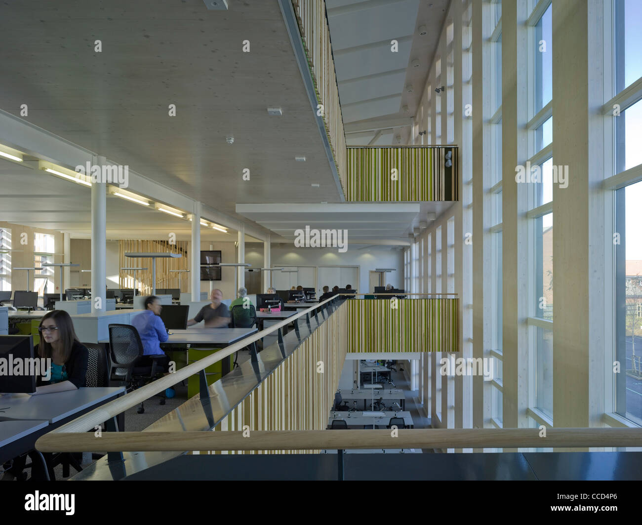 THE WOODLAND TRUST HQ FEILDEN CLEGG BRADLEY STUDIOS GRANTHAM NOV 2010 SECOND FLOOR OFFICE WITH