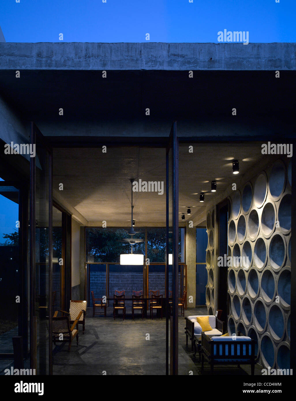 THE BROACHA HOUSE BY SAMIRA RATHOD DESIGN ASSOCIATES(SRDA), ALIBAUG