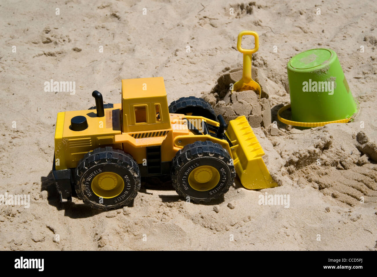 sand toy digger