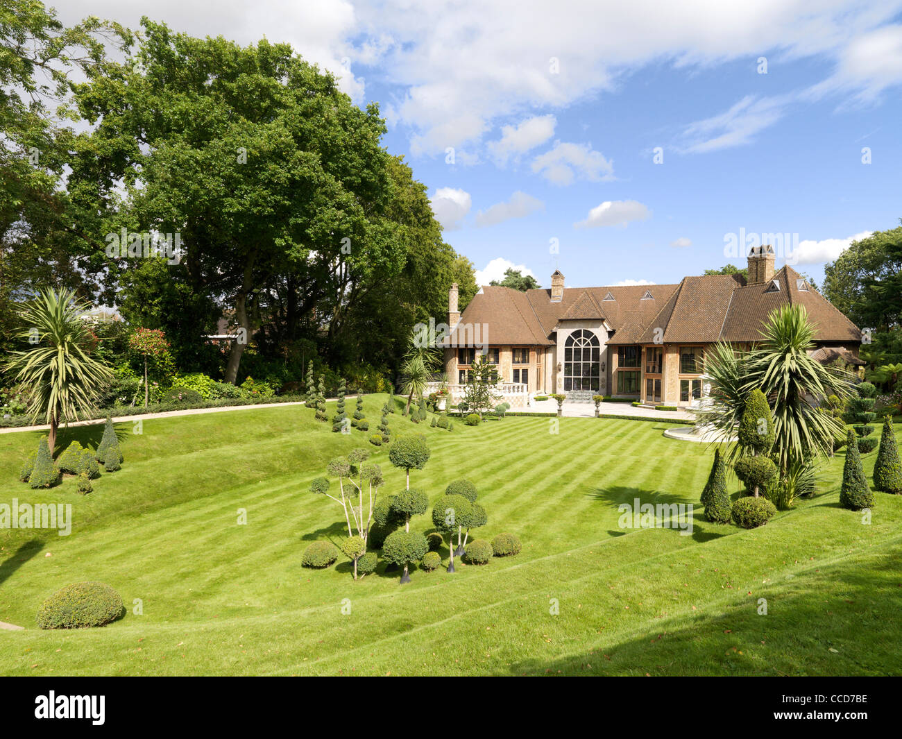 Halcyon Hall Radlett Price