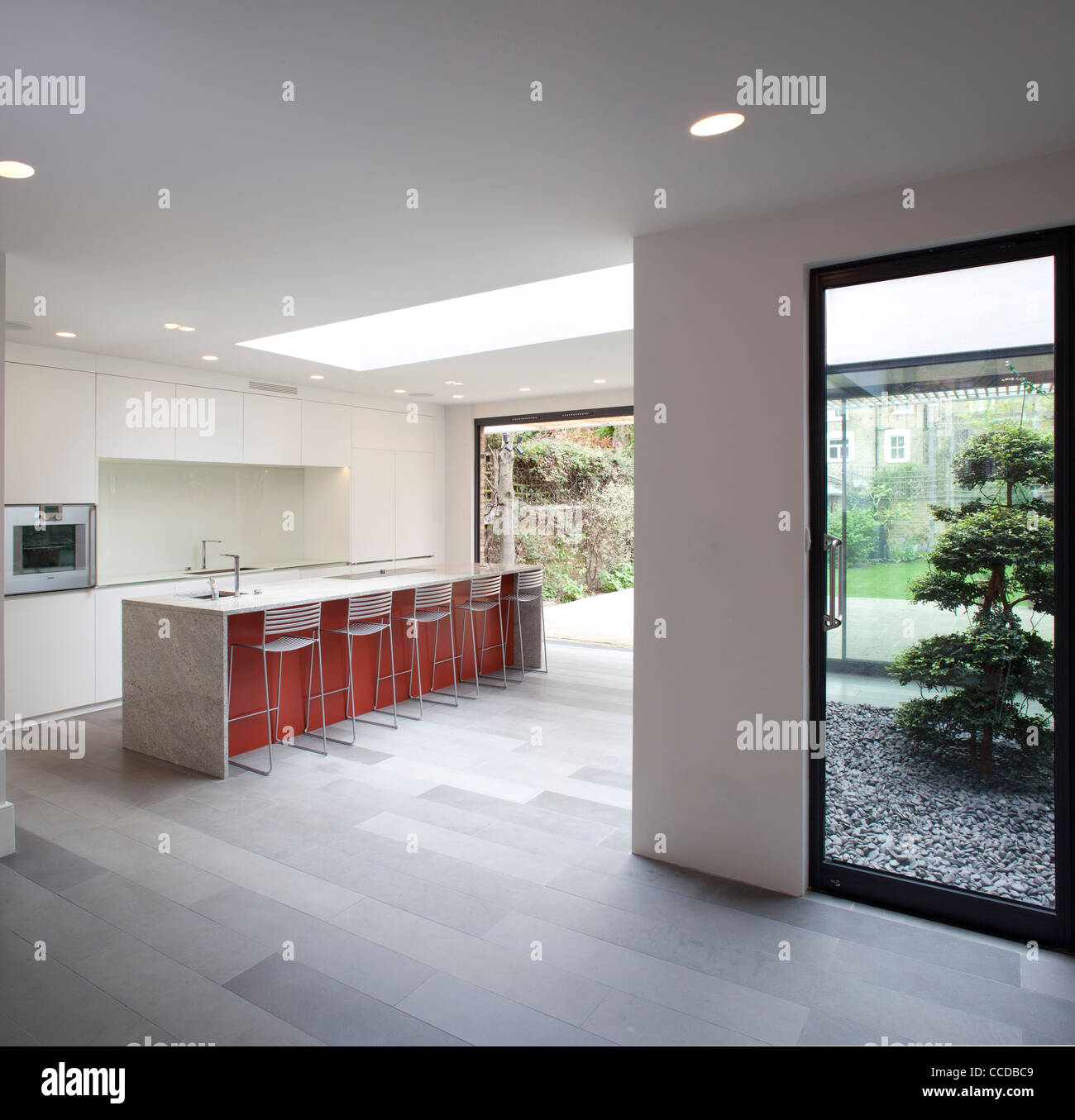 Kitchen Extension Stock Photos & Kitchen Extension Stock Images Alamy