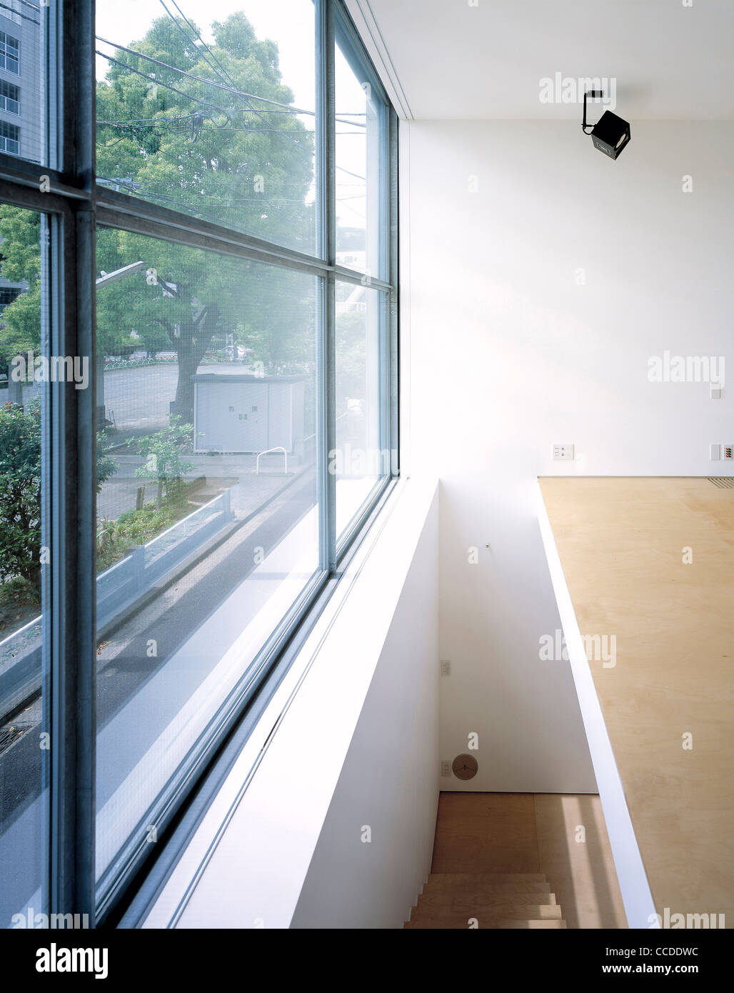 BIG WINDOW HOUSE WINDOW IN MOTION Stock Photo - Alamy
