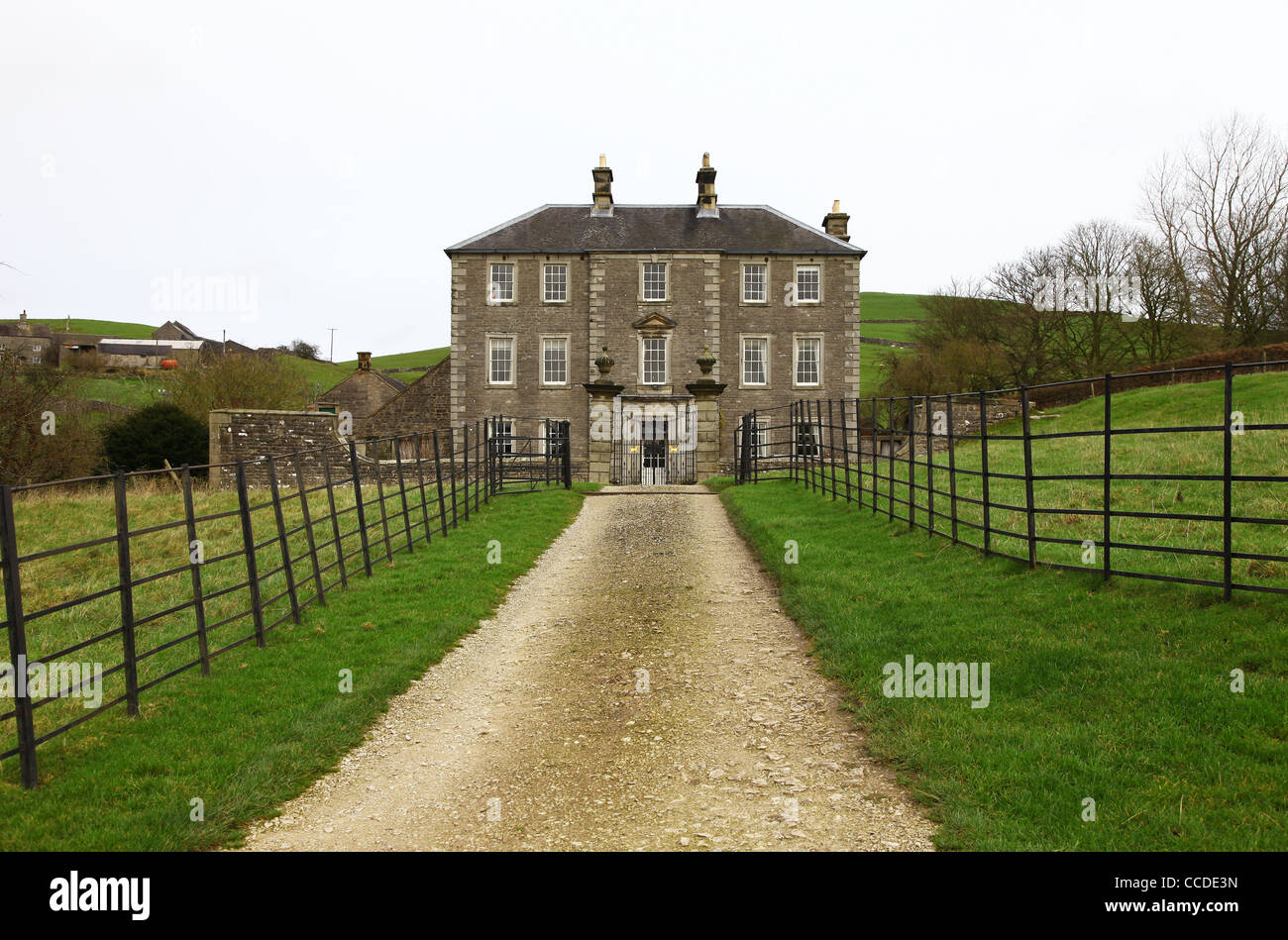 18th century country house hi-res stock photography and images - Alamy