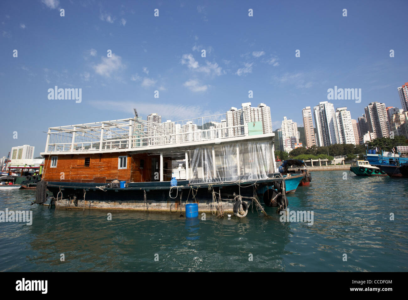 Houseboat Hong Kong Harbour High Resolution Stock Photography and Images Alamy