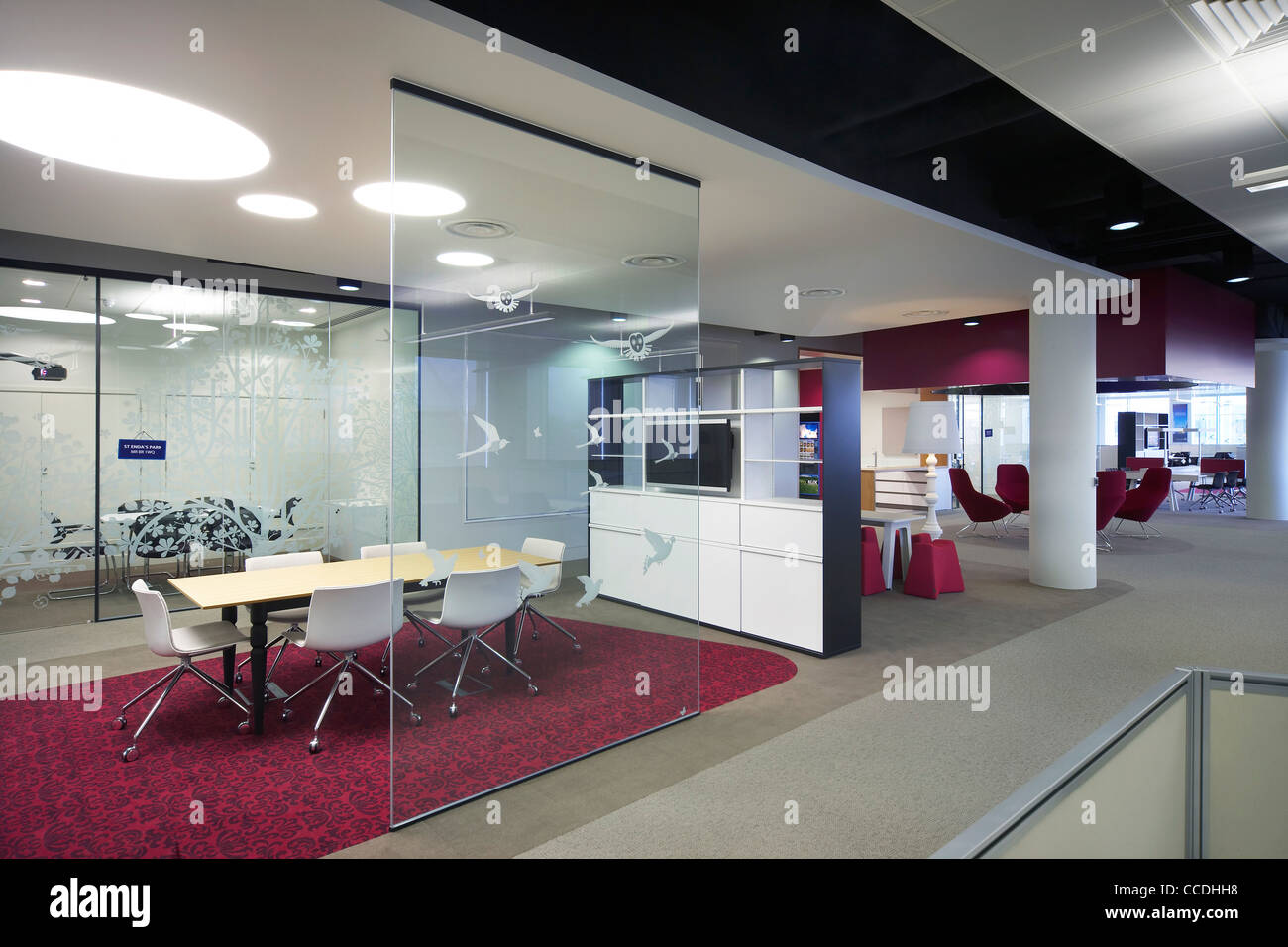 Modern decor hires stock photography and images Alamy