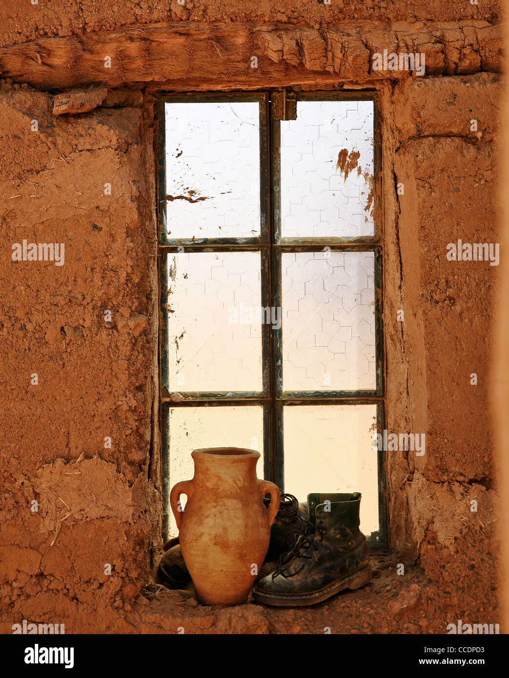 Pitcher In House Window Dwelling with window hi-res stock photography and images - Alamy