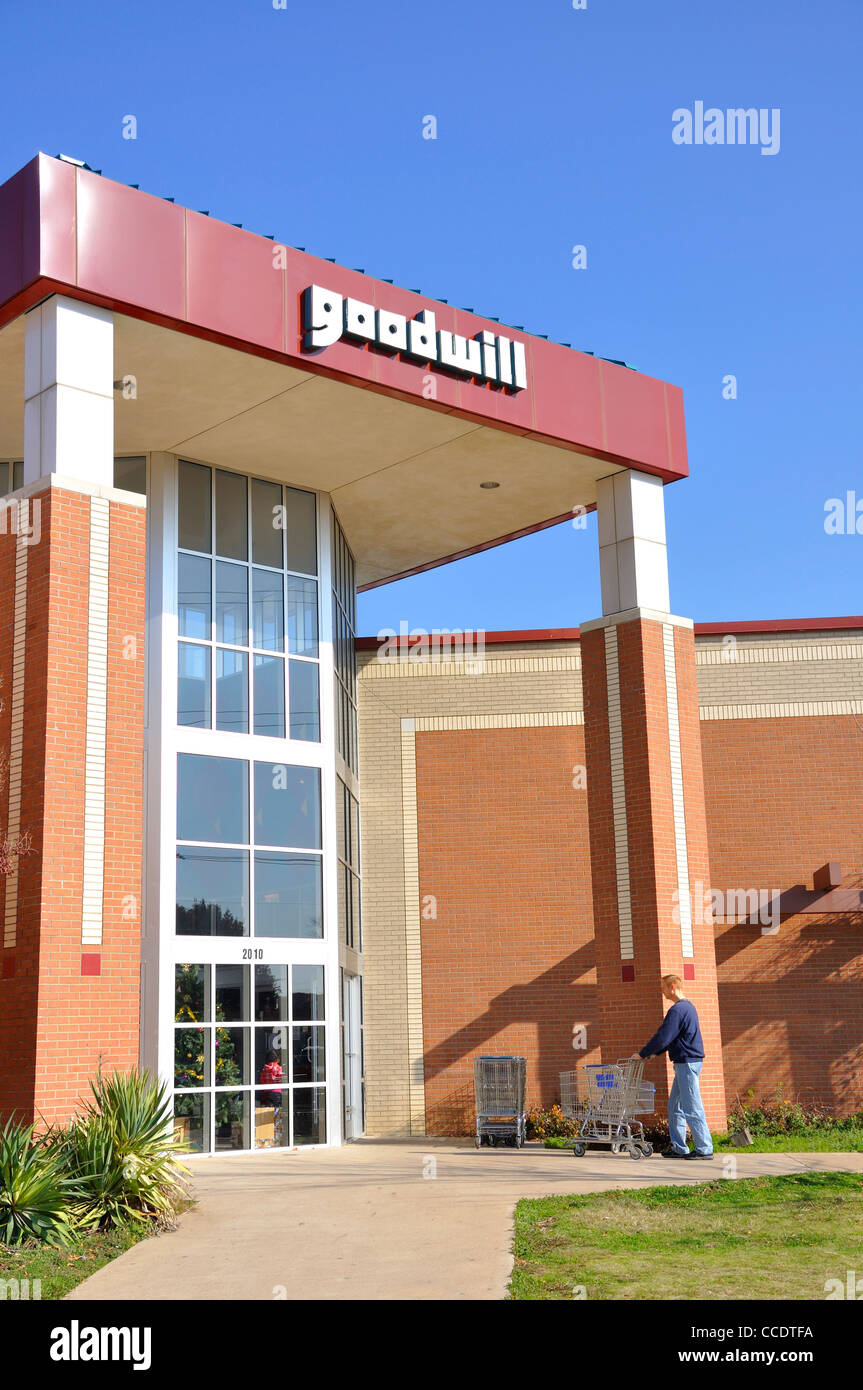 Goodwill charity store, USA Stock Photo Alamy