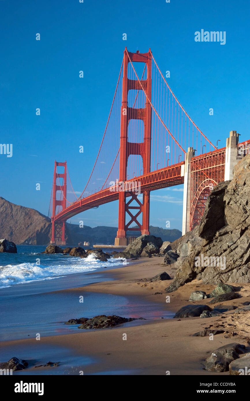 The Golden Gate Bridge in San Francisco during the sunny day with ...