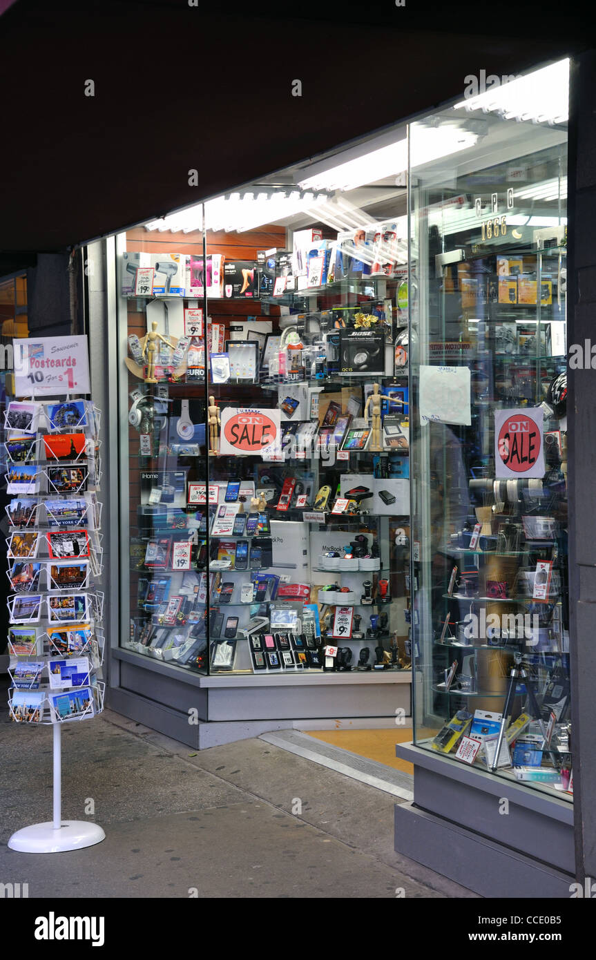 Electronics and souvenir shop, New York City, USA Stock Photo Alamy