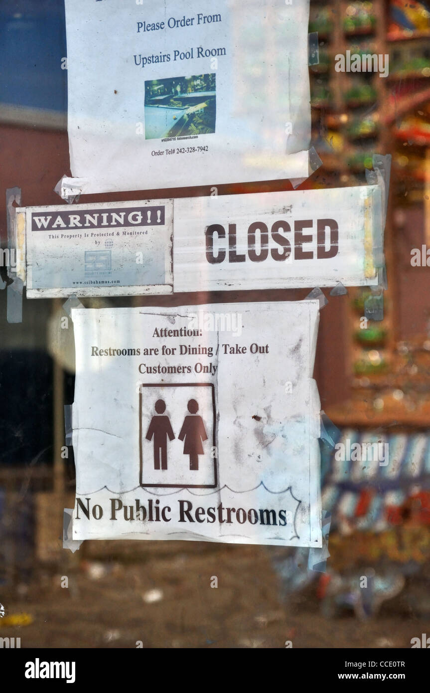 No public restrooms sign on store door Stock Photo Alamy