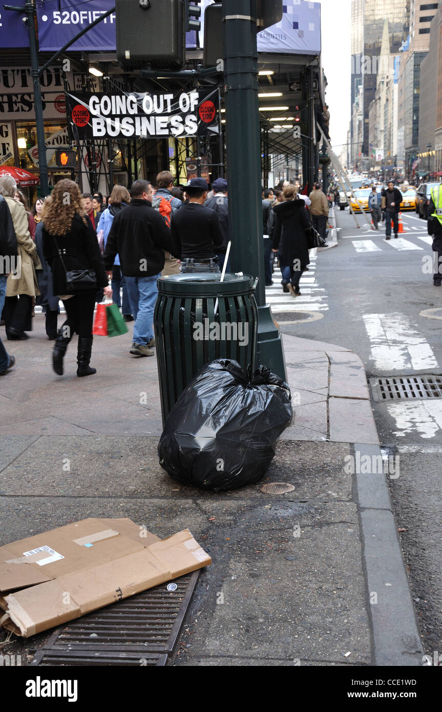 Trash bin, New York, USA Stock Photo Alamy