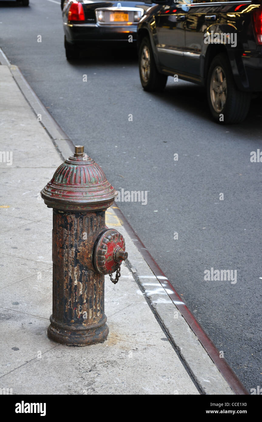 Nyc fire hydrant hi-res stock photography and images - Alamy