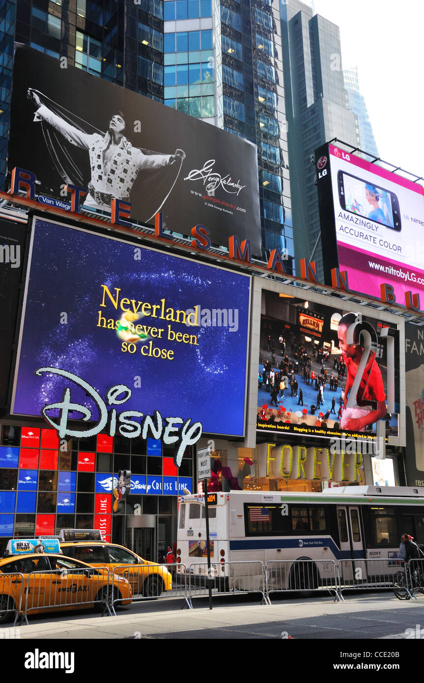 Disney Store Manhattan New York Usa Stock Photo Alamy Disney Store Manhattan New York Usa Stock Photo Alamy